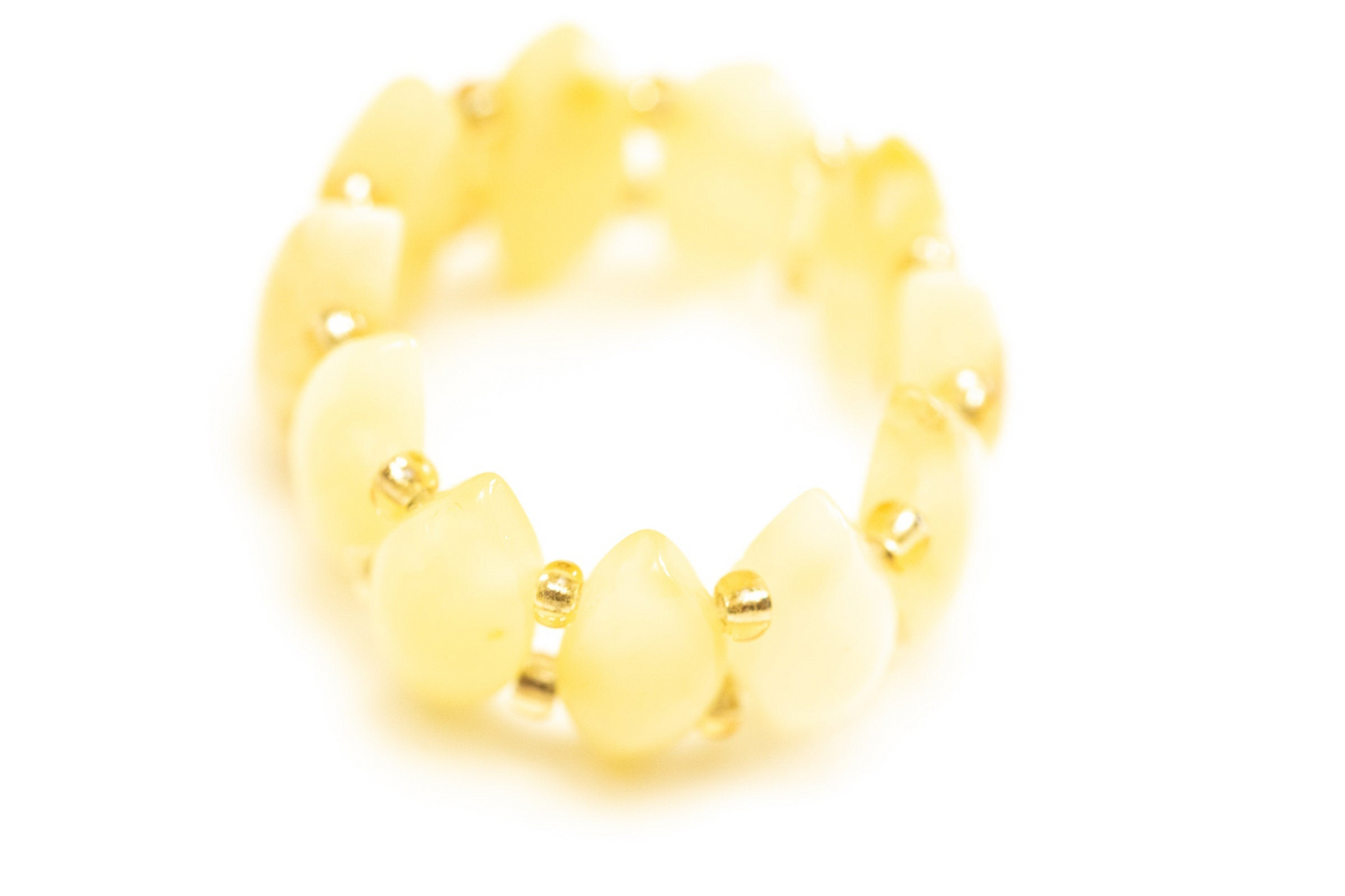 Stretchy Butterscotch Yellow Bead Ring