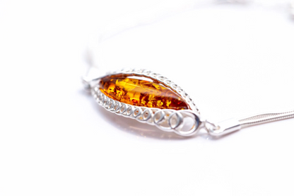 Modern Amber Chain Bracelet