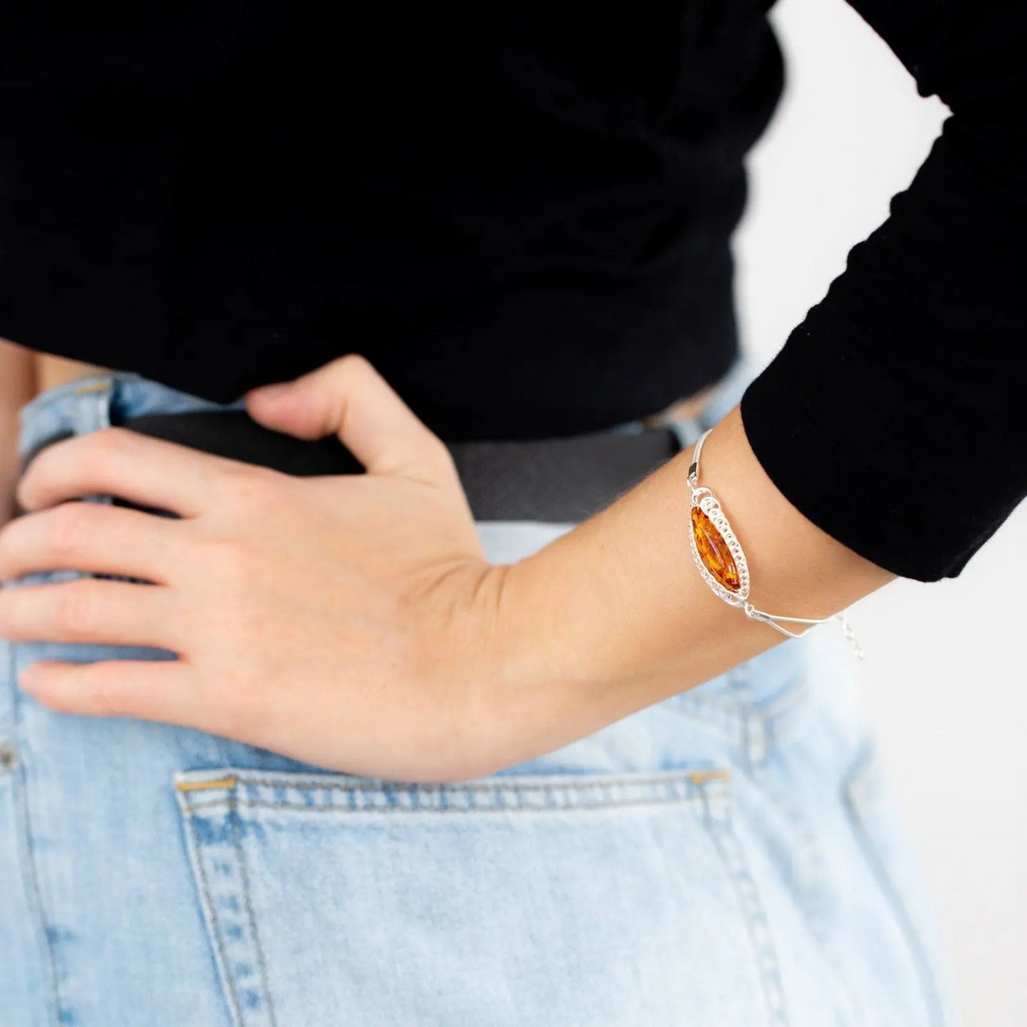 Modern Amber Chain Bracelet